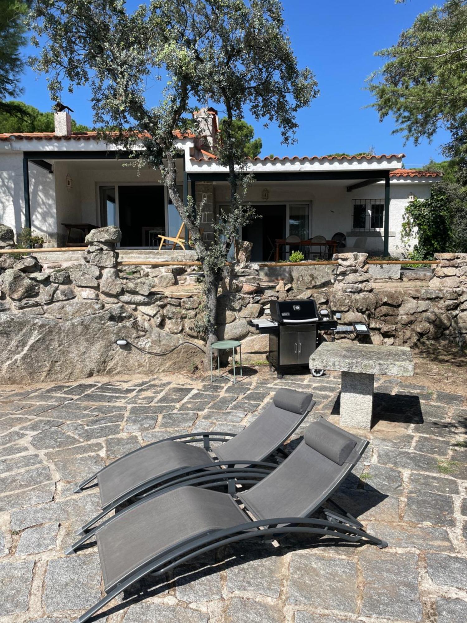 Chalet Con Piscina En Torrelodones Εξωτερικό φωτογραφία