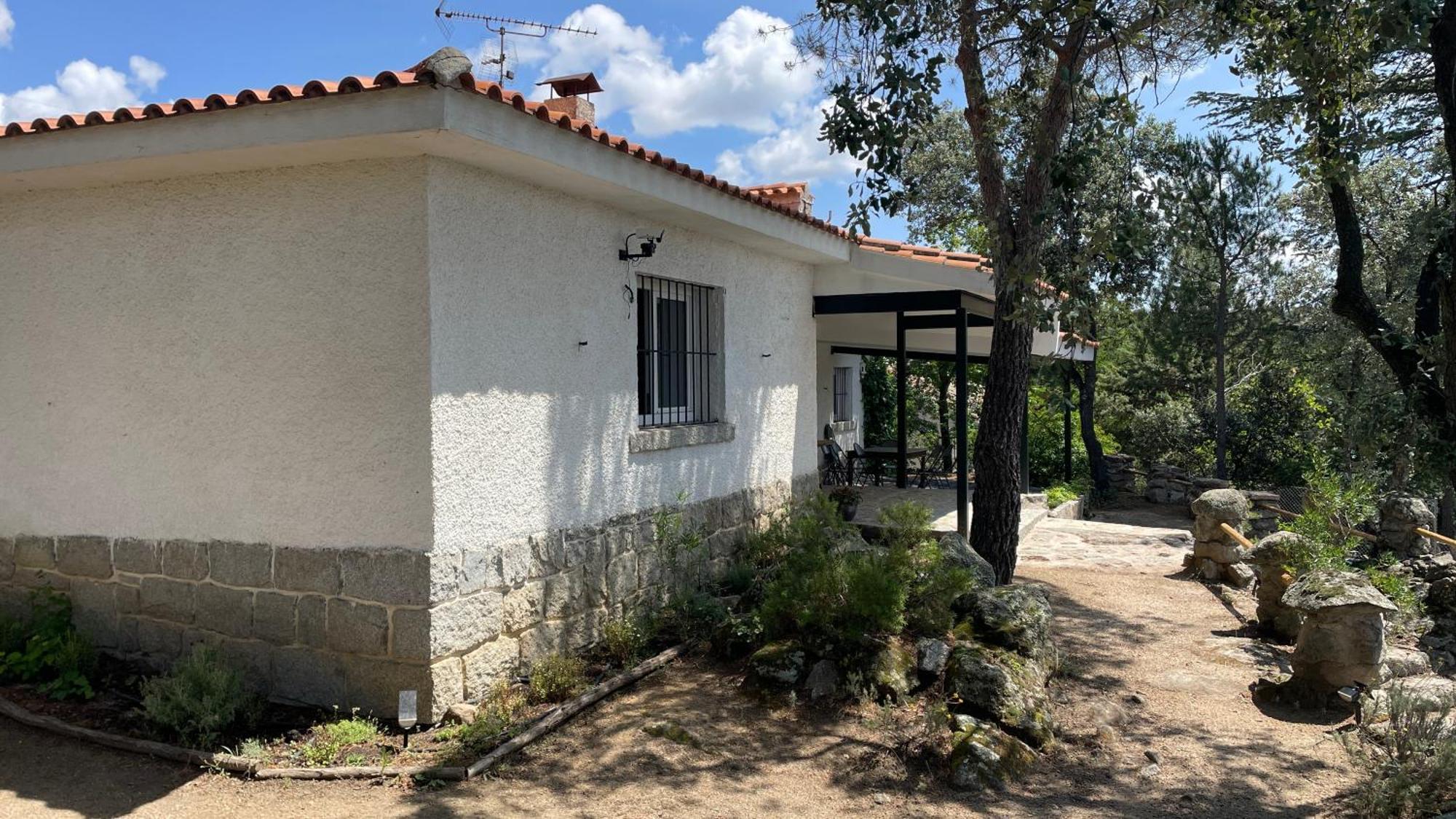 Chalet Con Piscina En Torrelodones Εξωτερικό φωτογραφία