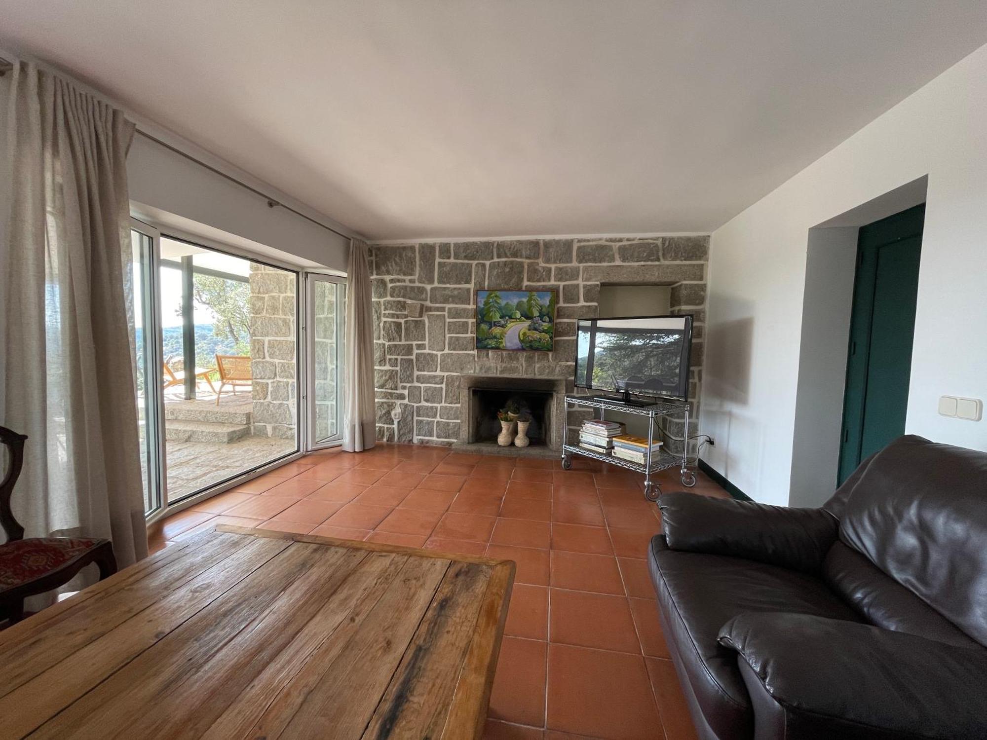 Chalet Con Piscina En Torrelodones Εξωτερικό φωτογραφία